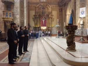 Los nuevos seminaristas de la arquidiócesis a los pies de la Santísima Virgen