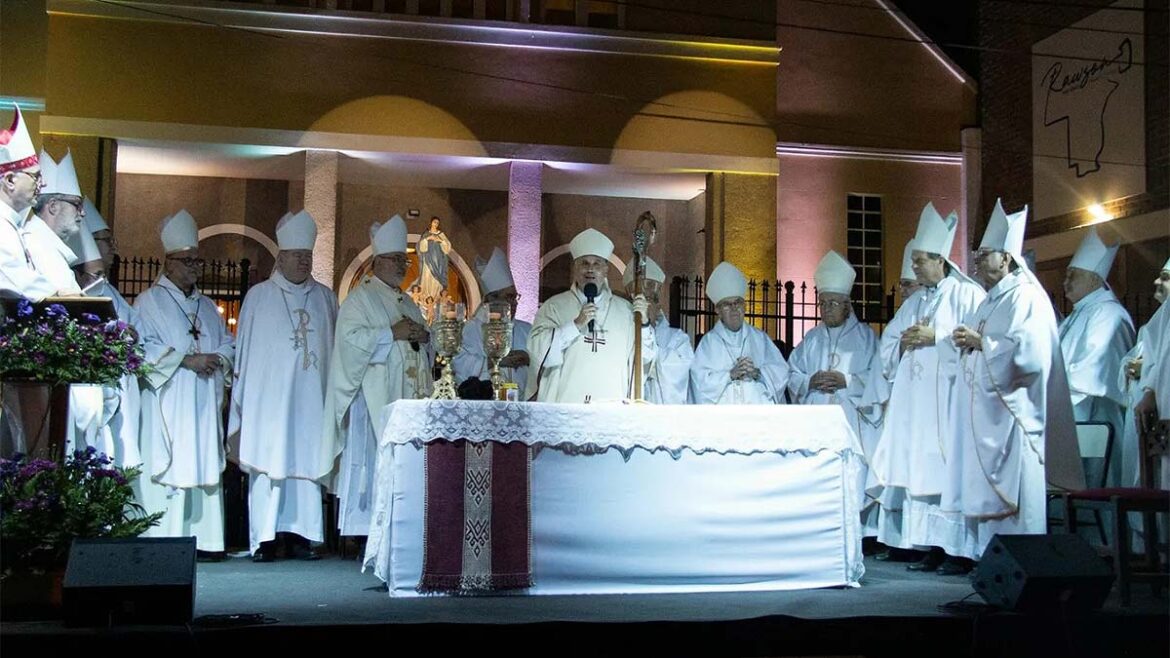 Haciendo lugar: Padre Obispo Roberto "Chobi" Álvarez