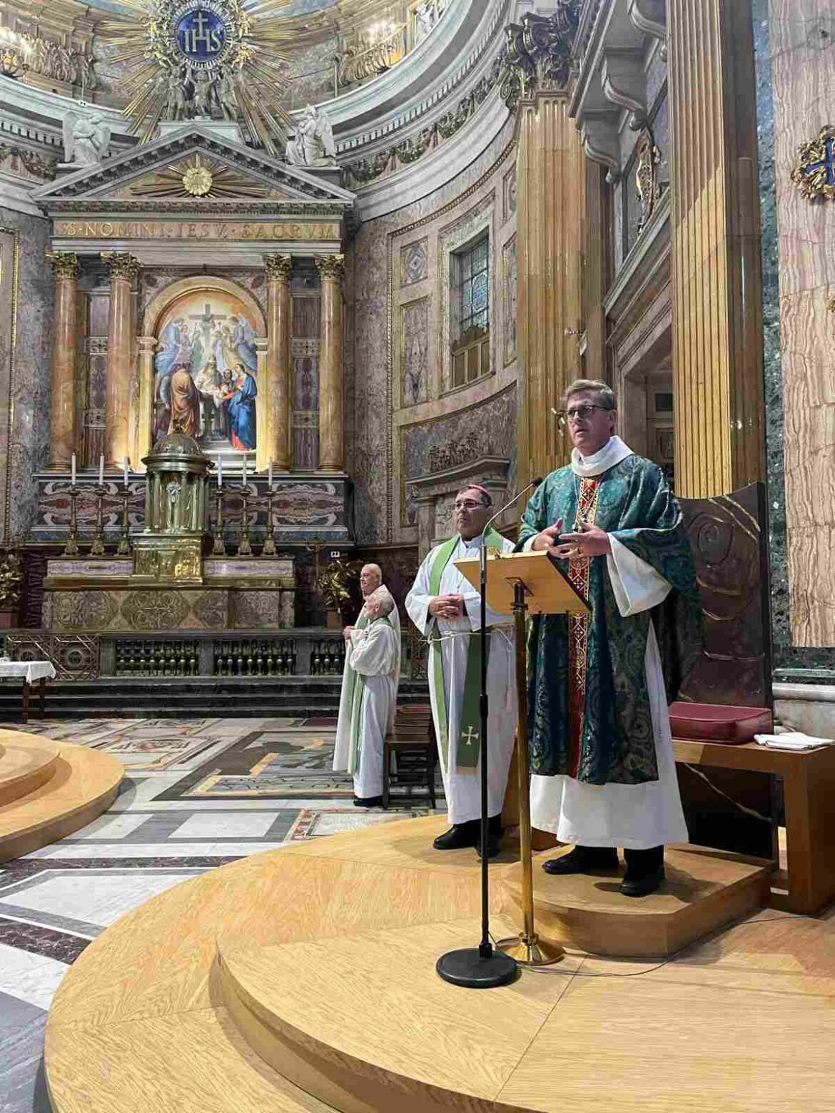 Santa Misa con los peregrinos de Mama Antula