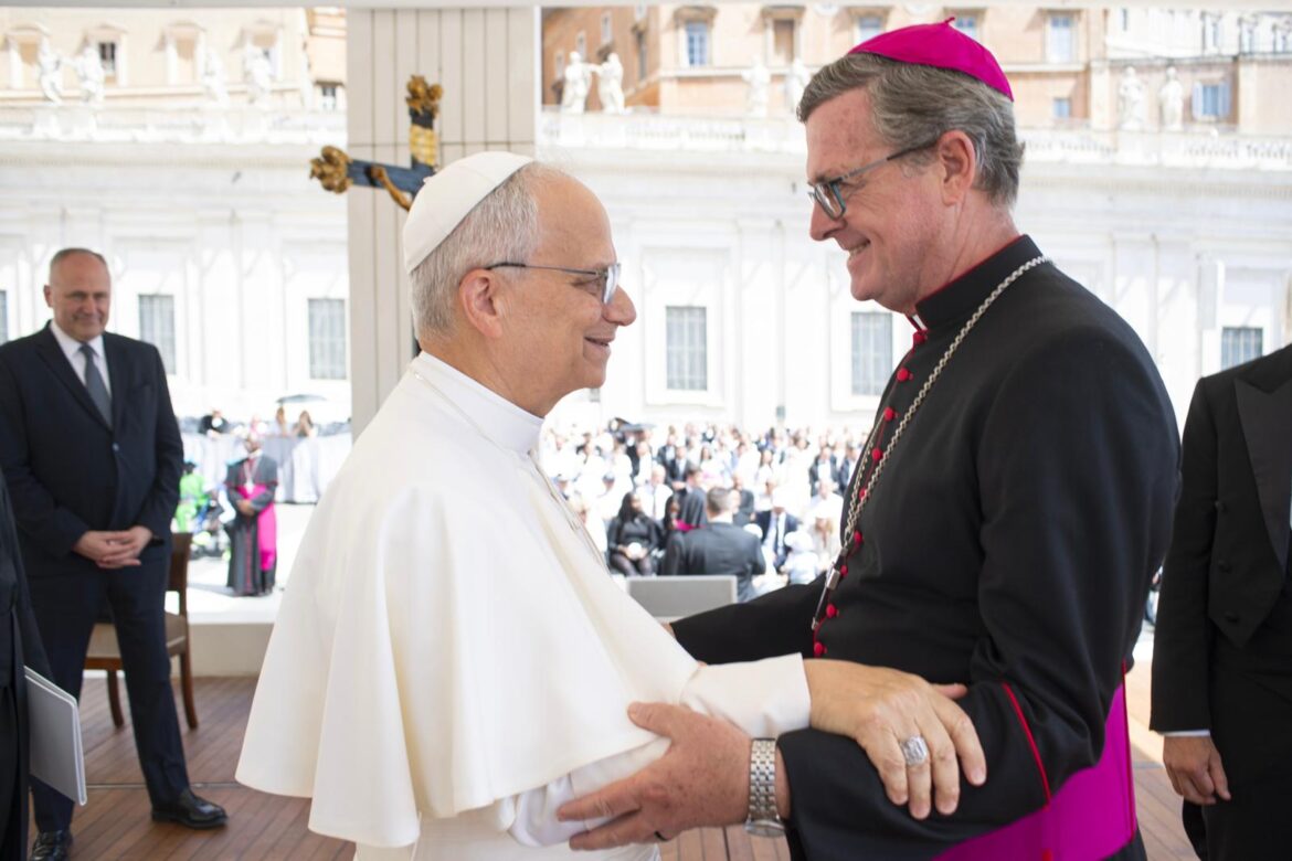 Encuentro de Mons. García Cuerva con el Papa León XIV.