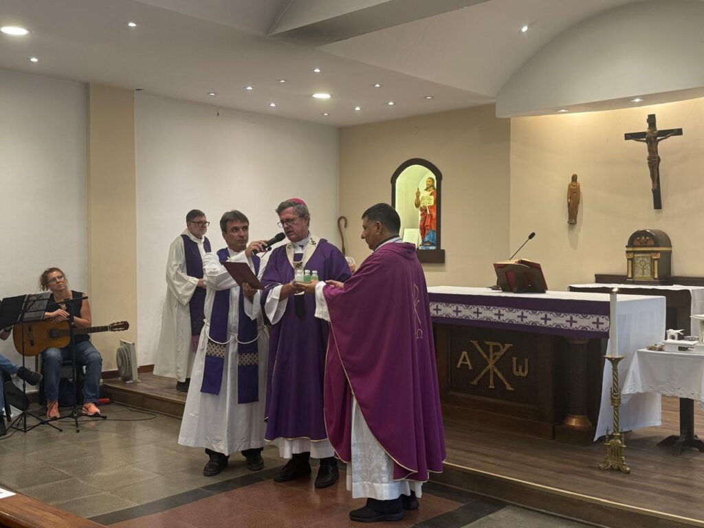 Inicio Pastoral de Julio Giménez en Cristo Maestro.
