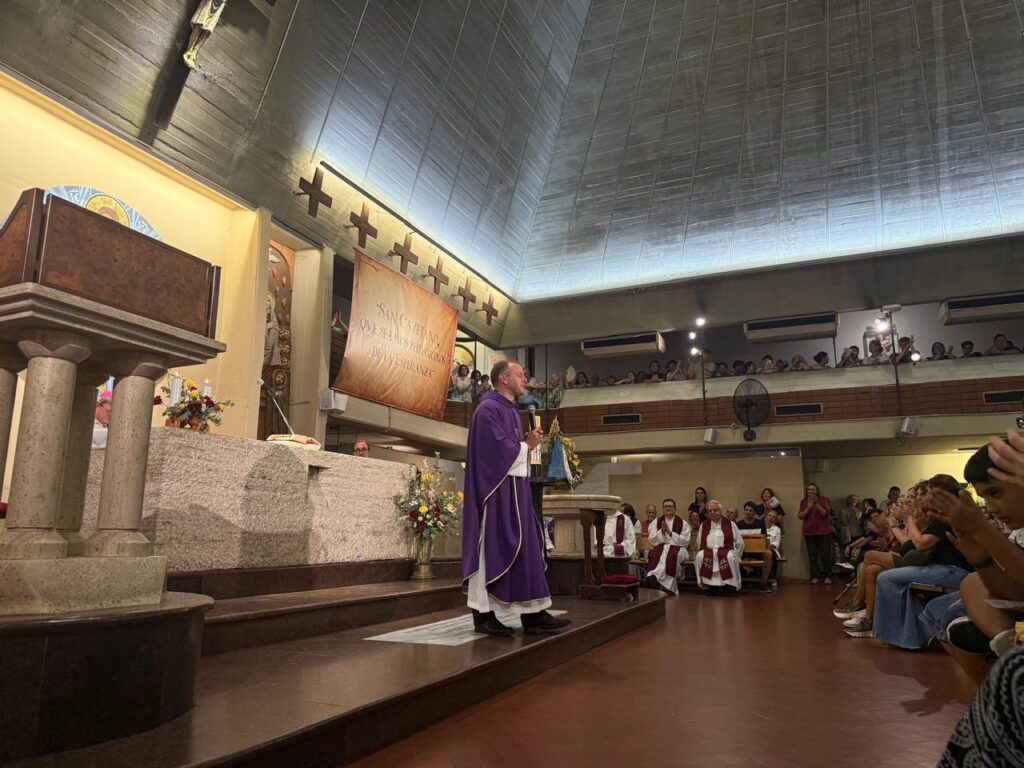 Inicio pastoral de Daniel Pellizzon en San Cayetano (B).