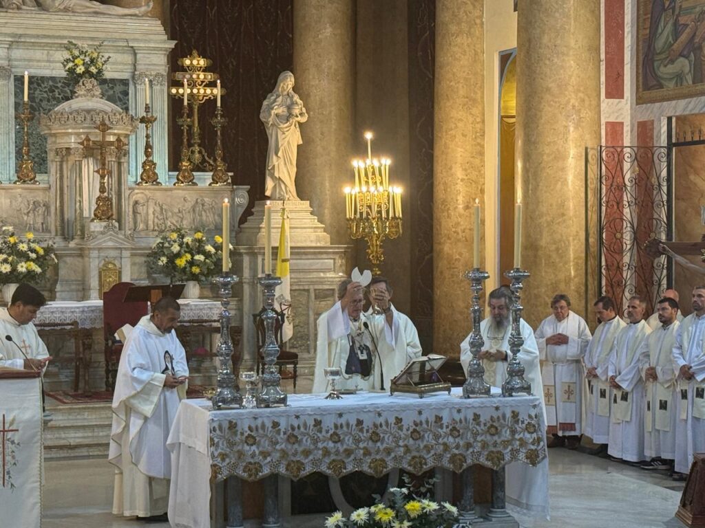 Inicio pastoral de Fabián Báez en la Basílica de Ntra. Sra. de La Piedad. 