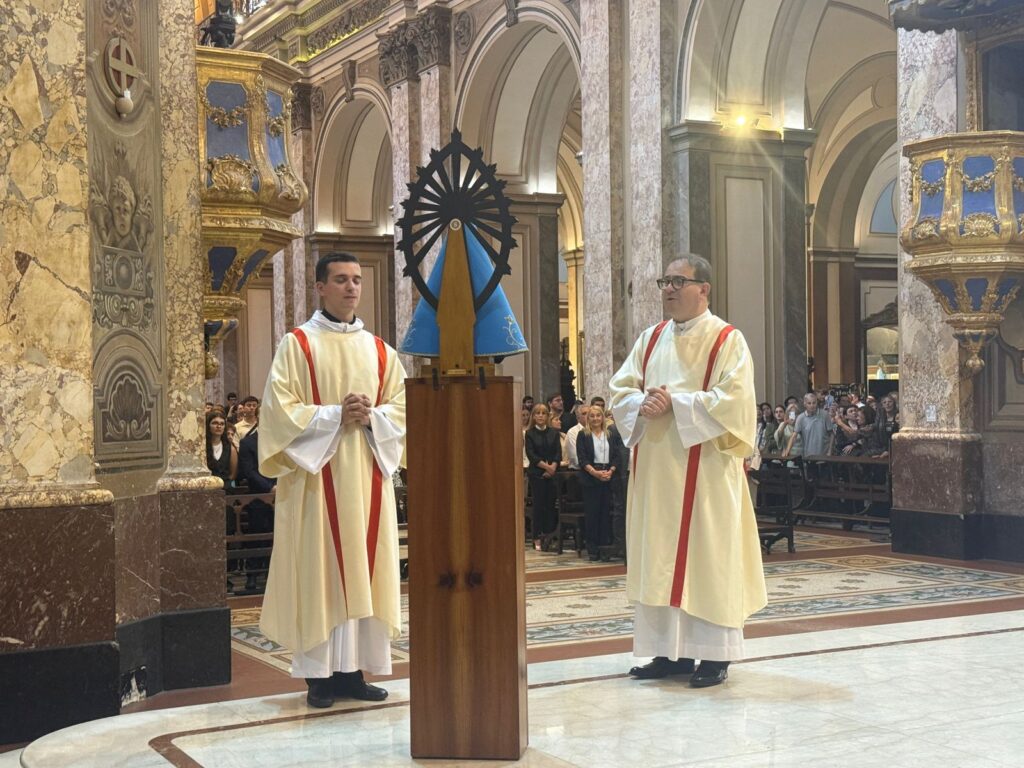 La arquidiócesis tiene dos nuevos diáconos. 