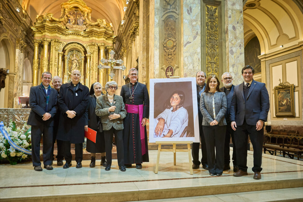 Sesión de clausura del proceso diocesano de beatificación y canonización de la Sierva de Dios Clara Segura.