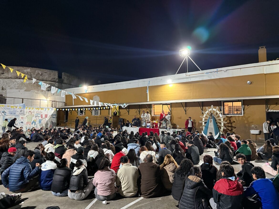 Encuentro de Lideres Positivos de barrios populares.