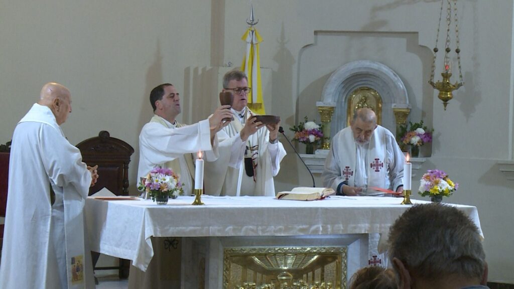 Fiesta Patronal en la comunidad María Reina de Los Apóstoles. 