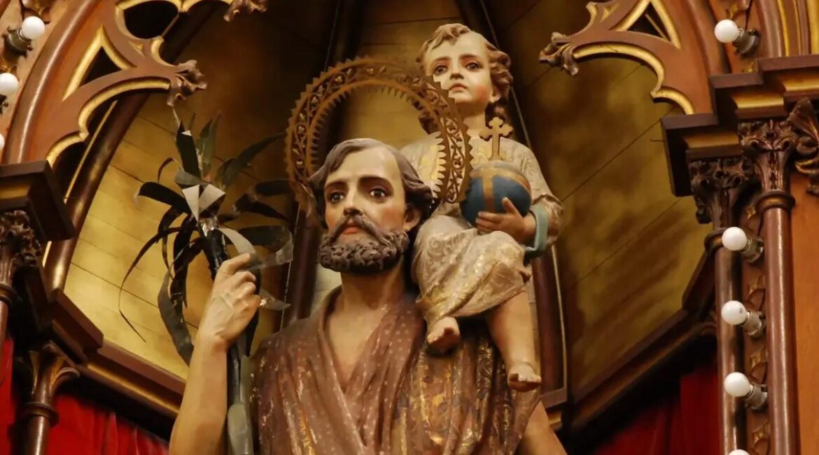 La comunidad de San Cristóbal celebró su Fiesta Patronal.