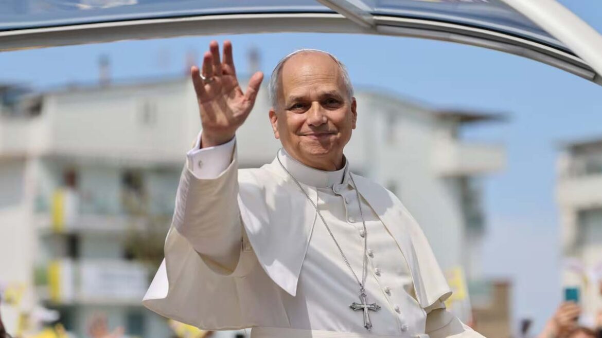 La CEA lanza una campaña permanente para colaborar con la preparación de la visita del Papa León XIV