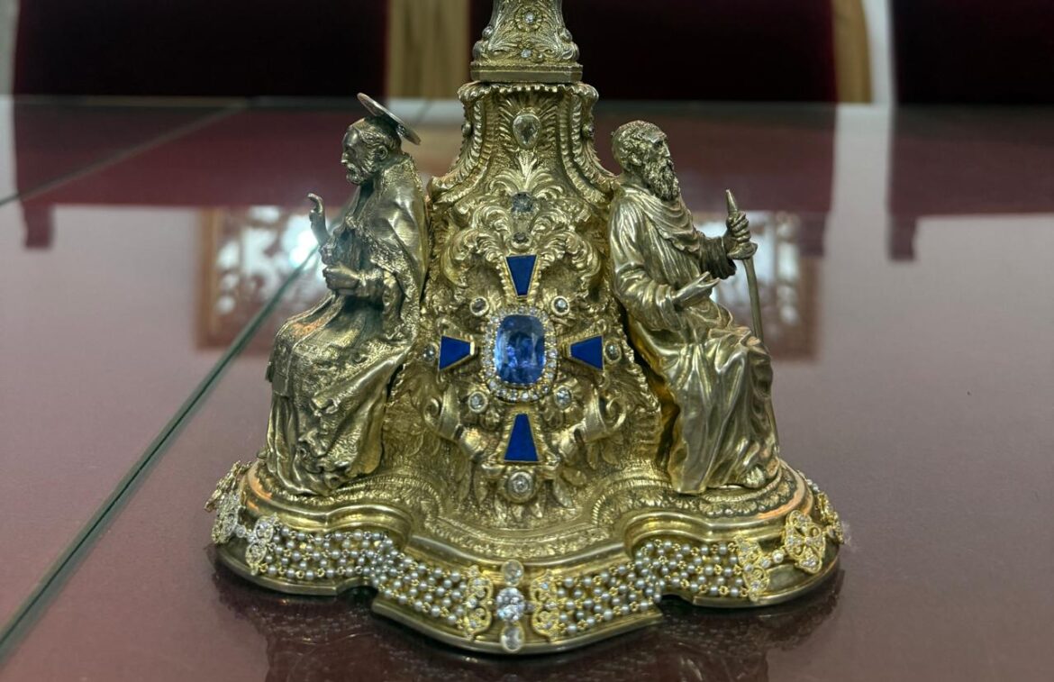 Cáliz utilizado por Papa Pío XII, Juan Pablo II y el Cardenal Bergoglio.
