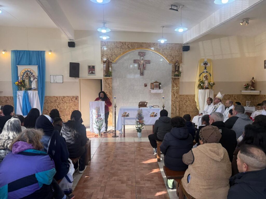 Santa Misa en la capilla San Francisco con las hermanas Misioneras de la Caridad.