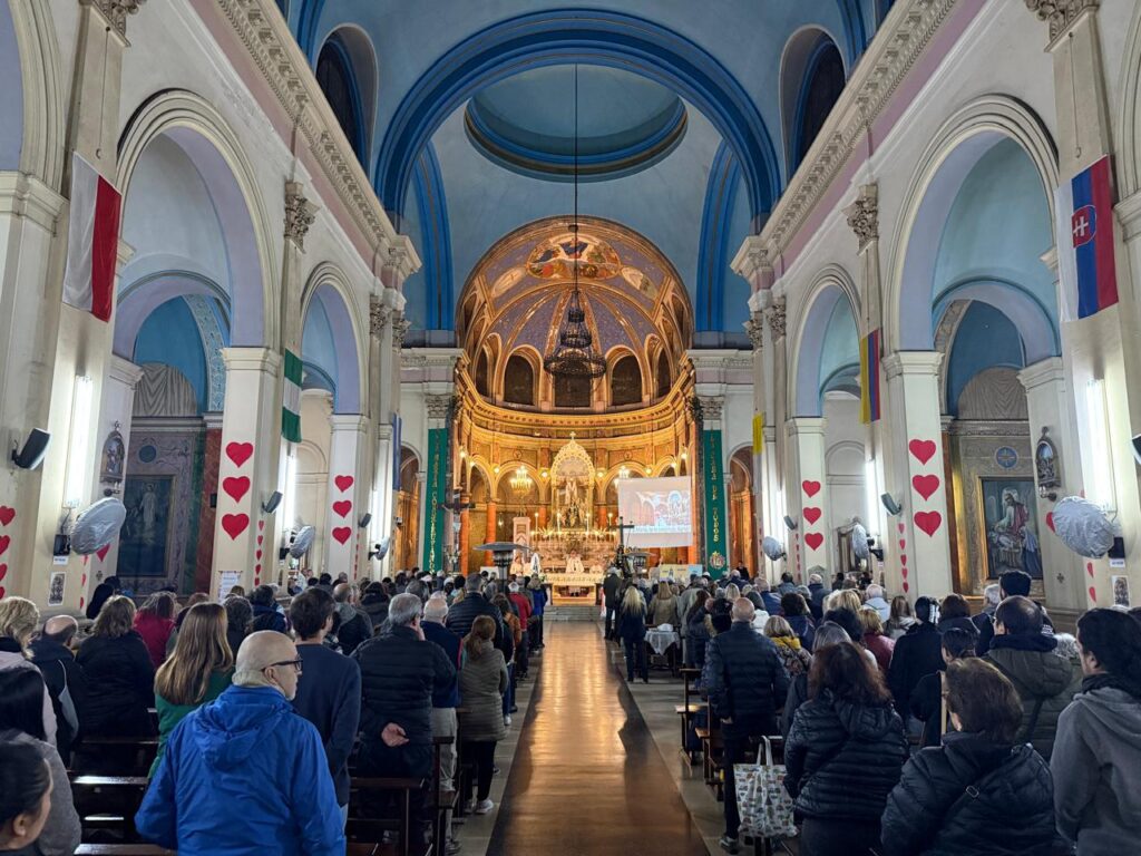 Fiesta Patronal en la comunidad de Ntra. Sra. de Los Dolores. 
