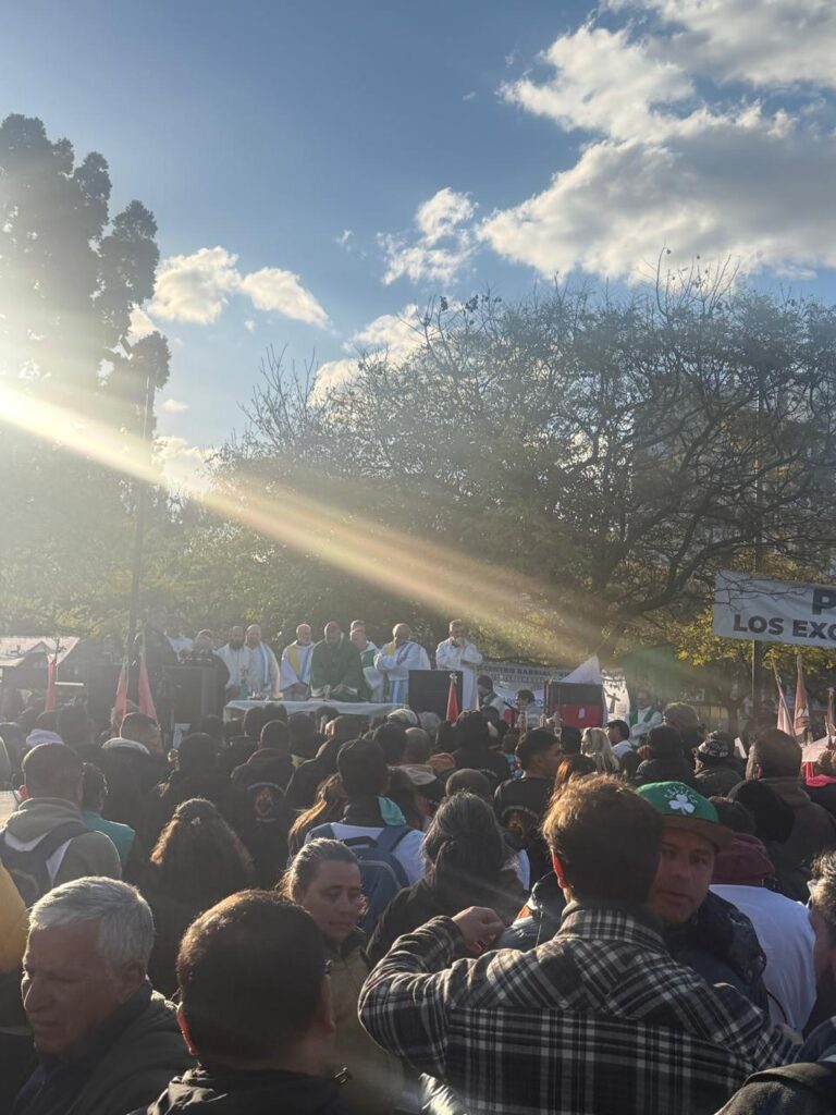 Santa Misa en solidaridad con todos los excluidos y la víctimas de tráfico y trata de personas.